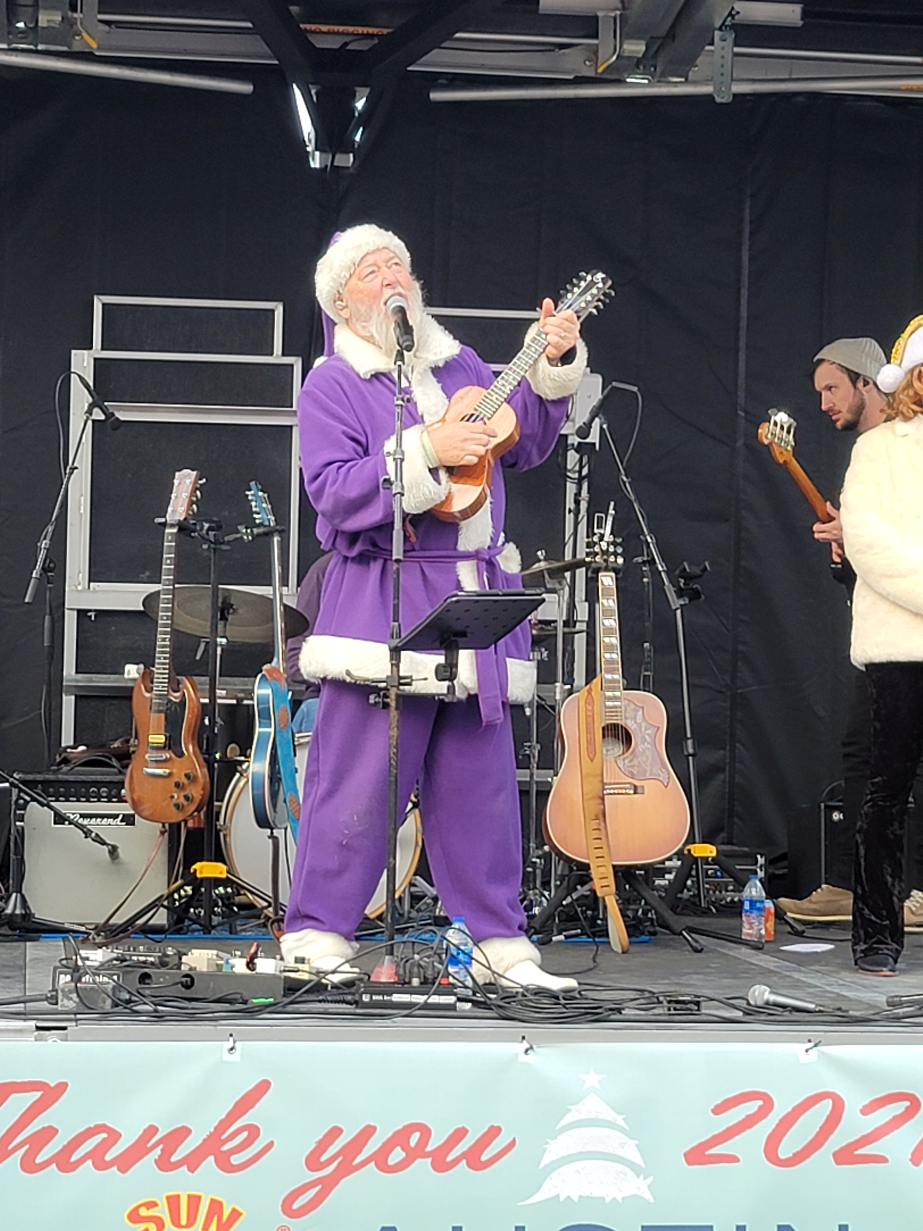 Shinyribs2021-12-19ArmadilloXmasBazaarAustinTX (3).jpg